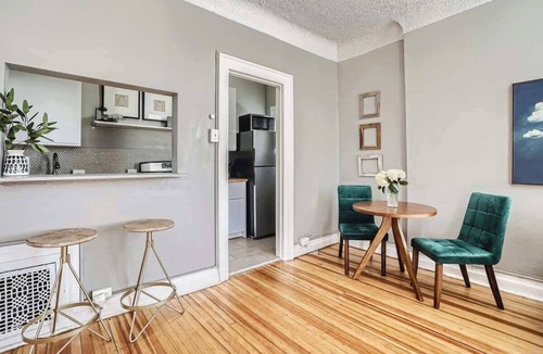 City Park Apartment | Gaylord by Modern Midstay/1Block to CityPark #G2