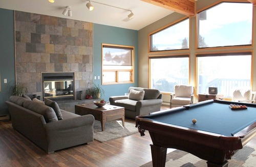 Woodmoor Condo | Gold Point Townhouse with Amazing View of Breckenridge Mountain