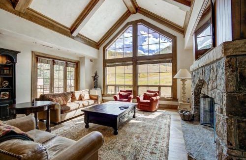 Golden Peak Apartment | Golden Peak Luxury 4 BR Penthouse - Ski-in Ski-out