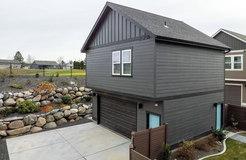 Post Falls Apartment | Golf Course Private Loft Gated Community