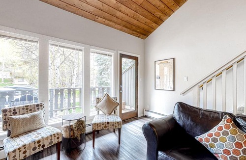 Intermountain House | Gore Creek Getaway