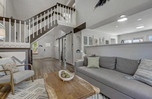 Northwest Colorado Springs House | Gorgeous 3BR Home between Garden of the Gods & the USAFA