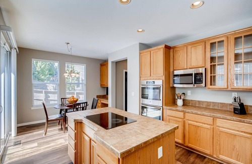 Southridge House | GORGEOUS 4 Bedroom in Highlands Ranch!