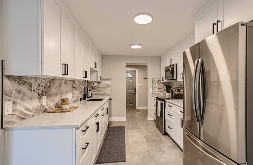Lamar Heights Area House | Gorgeous Arvada home-Fenced yard-Pet Friendly-Hot Tub
