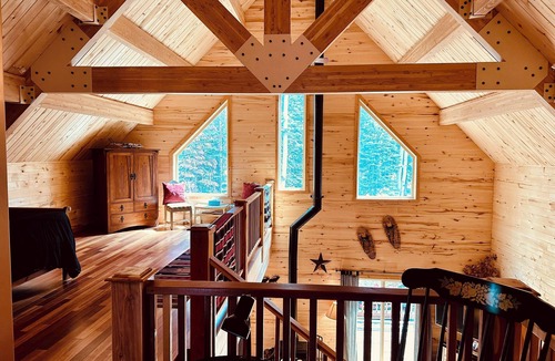 Cimarron Cabin | Gorgeous cabin in Arrowhead - Perfect for an off-season escape!