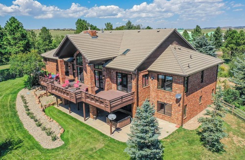 Colorado Springs House | Gorgeous Estate Home on 186 Acre Ranch only minutes from Colorado Springs or AFA