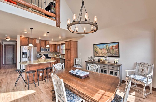 Twin Lakes Cabin | Gorgeous Twin Lakes Home w/Deck Overlooking Mtns!