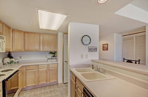 Frisco Condo | Gorgeous two bedroom Frisco condo. Unbeatable views of Lake Dillon.