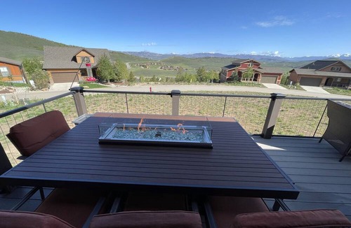 Silvercreek House | Granby Ranch 5-BR Ski-In Ski-Out, New Private Hot Tub, Game Room, ★ Views