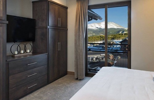 Boulder Ridge Resort | Grand Colorado Peak 8 - 1 Bedroom - Ski-in/Ski-out Feb 8-15, 2025 - Sleeps 4