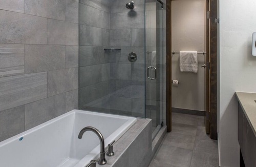 Boulder Ridge Resort | Grand Colorado Peak 8 - 1 Bedroom - Ski-in/Ski-out Feb 8-15, 2025 - Sleeps 4