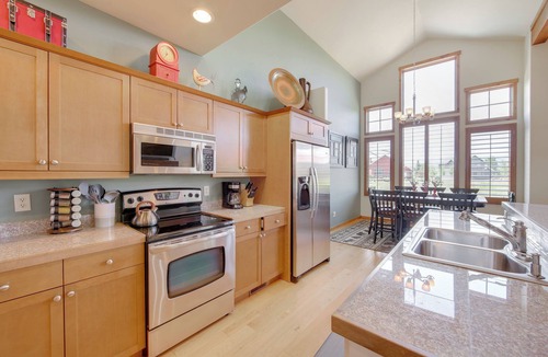 Grand Elk Ranch House | Grand Elk Golf Club On-Site: Mtn-View Home w/Deck