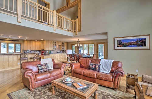 Fraser House | Grand Fraser Escape w/Private Deck & Hot Tub