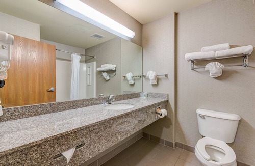 Parachute Hotel | Grand River Hotel