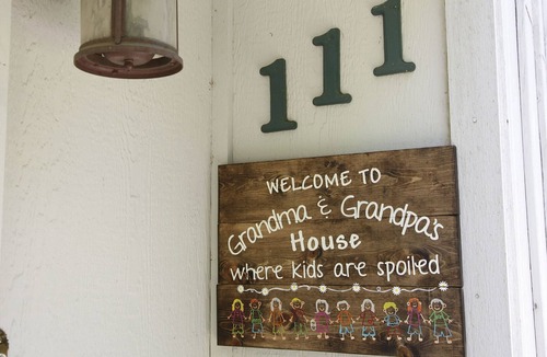 Buena Vista House | Grandma & Grandpa's House, Come Enjoy the Mountains STR - 136