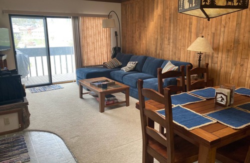 Fraser Condo | Great family ski condo with access to all the Fraser valley has to offer