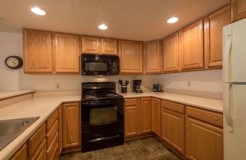 Copper Mountain Condo | Great "Ski-in/ski-out" condo, free wifi, & parking.