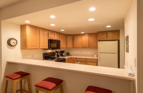 Copper Mountain Condo | Great "Ski-in/ski-out" condo, free wifi, & parking.
