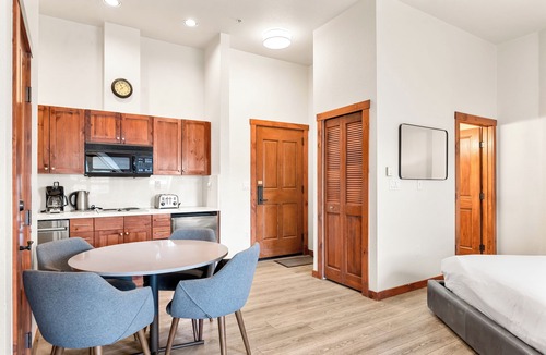 Peak 9 Condo | Great Studio, Excellent Location & Amenities!