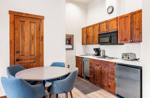 Peak 9 Condo | Great Studio, Excellent Location & Amenities!