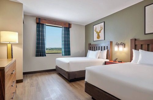 Webster Hotel | Great Wolf Lodge Webster
