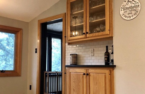 Evergreen West Central House | Greenhaven Mountain Chalet Upper Bear 4bd 4bath 3,500 sq ft & SPA