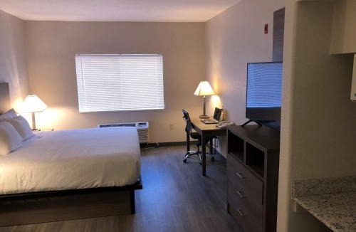 Centennial Hotel | GreenTree Inn Denver Tech Center