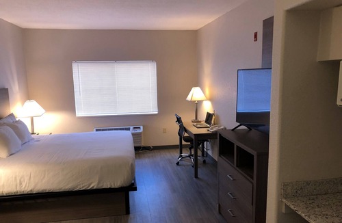 Centennial Hotel | GreenTree Inn Denver Tech Center