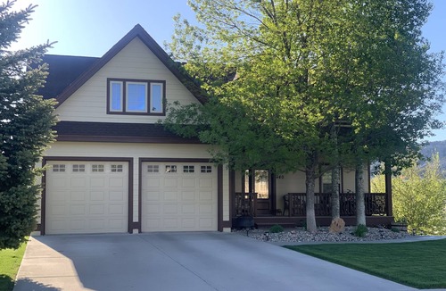 Gypsum House | Guest Level with Mountain View