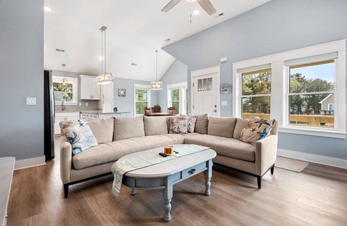 Colington House | Gull Point Too: New Construction, Central Location