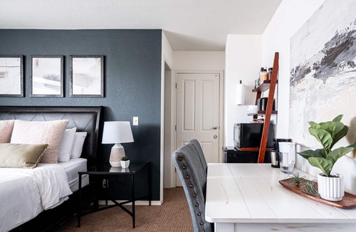 Greenwood Village Apartment | Gym | Micro-Unit for 2 | DTC/Boston Commons