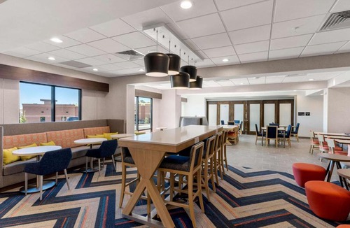 Colorado Springs Hotel | Hampton Inn Colorado Springs Northeast