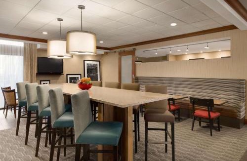 Union Square Hotel | Hampton Inn Denver West Federal Center