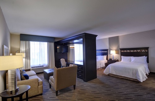 Gateway Hotel | Hampton Inn & Suites- Denver/Airport-Gateway Park