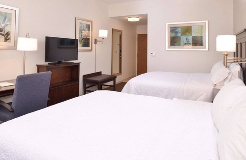 Pueblo Hotel | Hampton Inn & Suites Pueblo-Southgate