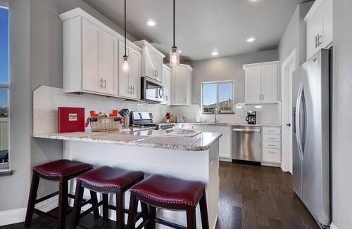Fruita House | Hawk 5: Dog-Friendly Downtown Home