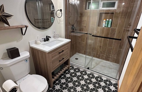 Monument Cottage | Heart of Monument - Cottage with WiFi access
