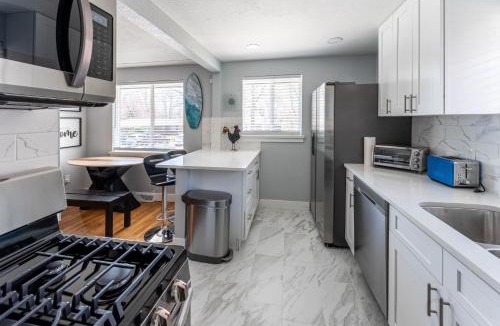 Scenic Heights House | Hidden Gem of Arvada!