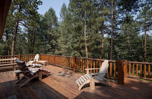 Morrison Cabin | Hidden Pines Lodge in the Colorado Rocky Mountains