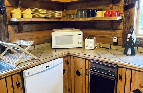 Clark Cabin | Hideaway Haven! Secluded Cabin Nestled Against The Routt National Forest.