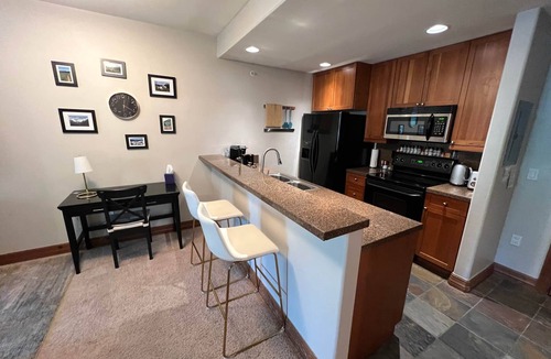 The Highlands Apartment | Highland Greens 1 Bedroom unit!
