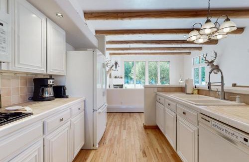 Snowmass Village House | Highland Hideaway
