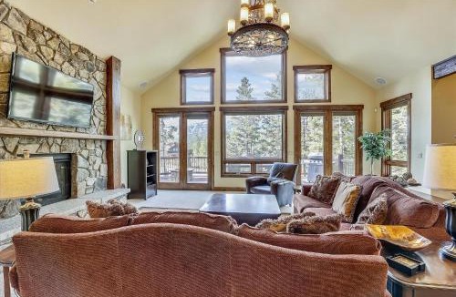 The Highlands House | Highlands Getaway home