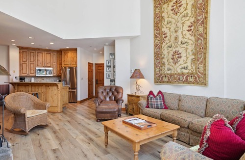 Highlands Townhomes Condo | Highlands Lodge 406 - 3 Bedroom Residence
