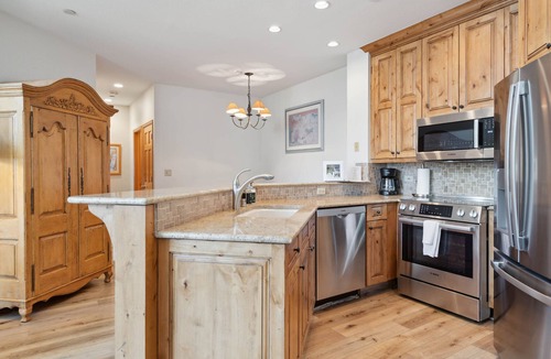Highlands Townhomes Condo | Highlands Lodge 406 - 3 Bedroom Residence