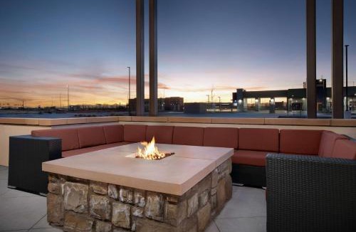 Dupont Hotel | Hilton Garden Inn Denver Airport Tower Road