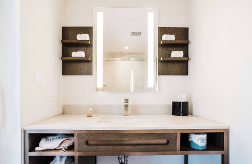 LoDo Hotel | Hilton Garden Inn Denver Union Station, CO