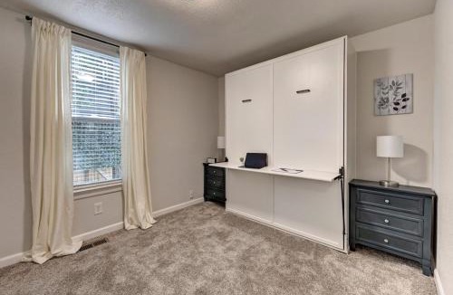 Central Colorado Springs House | Historic Downtown Trails & Park