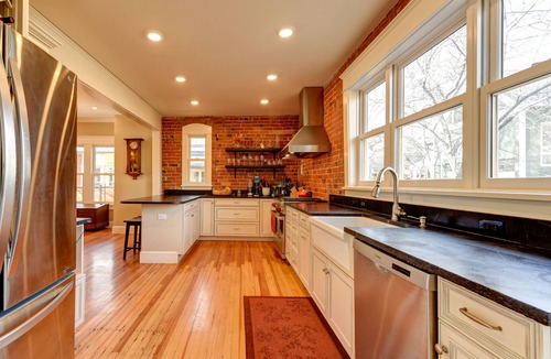 Whittier House | Historic Home, Stroll to Pearl, Lrg Private Yard