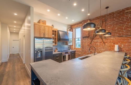 Gunnison Apartment | Historic Main Street Loft- 2nd Floor